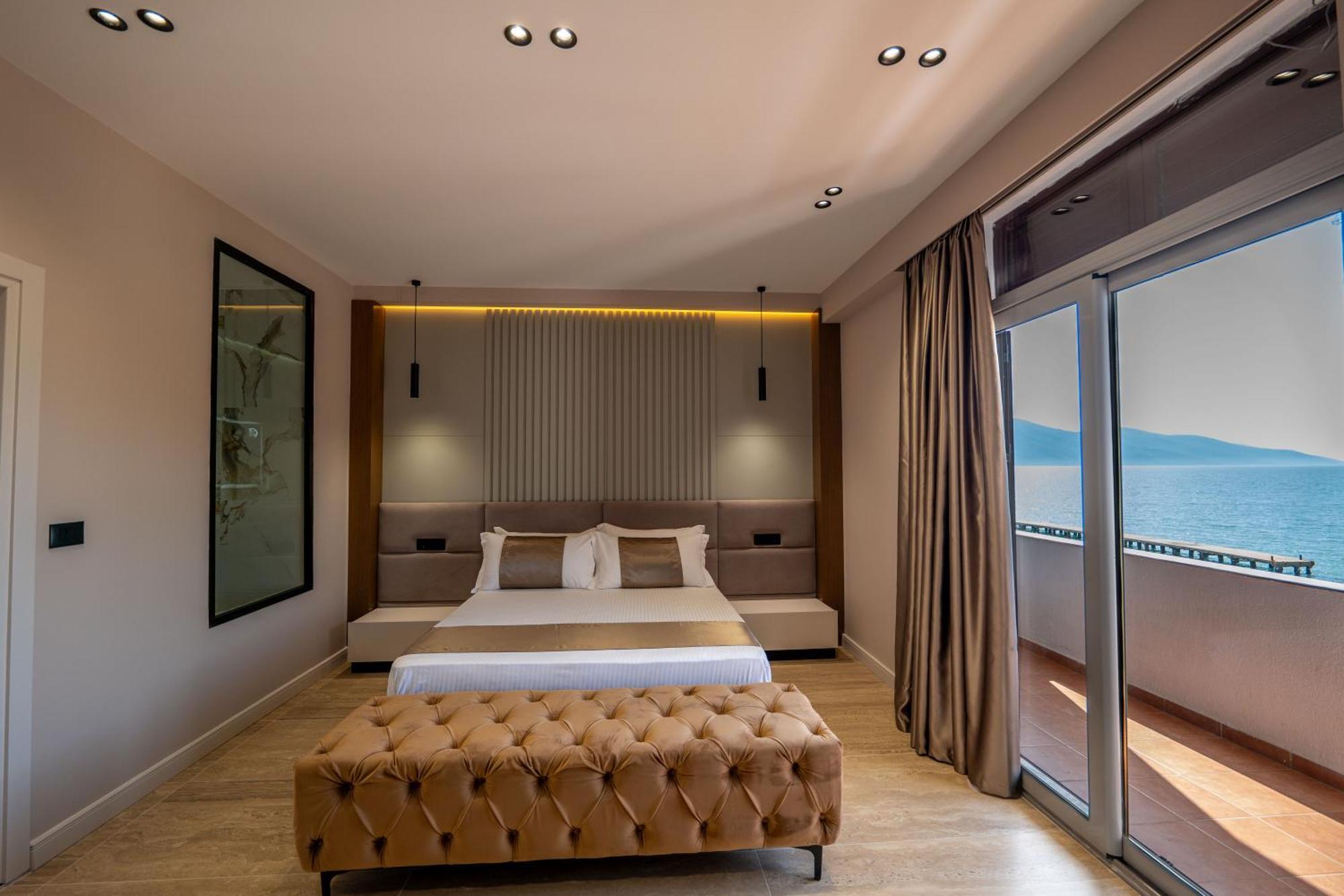 Grand Hotel Aita Vlorë Exterior foto